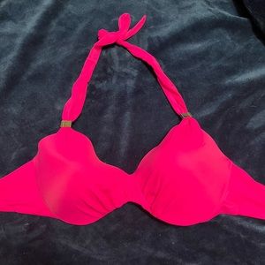 Victoria’s Secret bikini